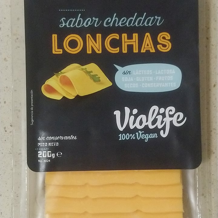 photo of Violife Lonchas sabor Cheddar shared by @veg-ana on  04 Mar 2021 - review