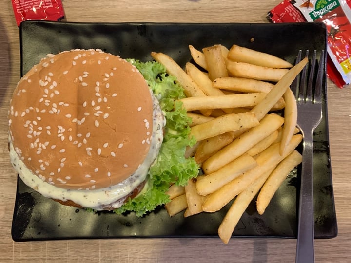 photo of GreenDot - NEX Black Pepper Soya Burger with Fries shared by @routbisu on  04 Apr 2020 - review
