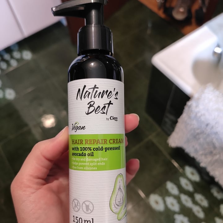 review photo of Cien Hair repair cream Avocado Oil shared by @gtarocco on 21 Apr 2021 - review