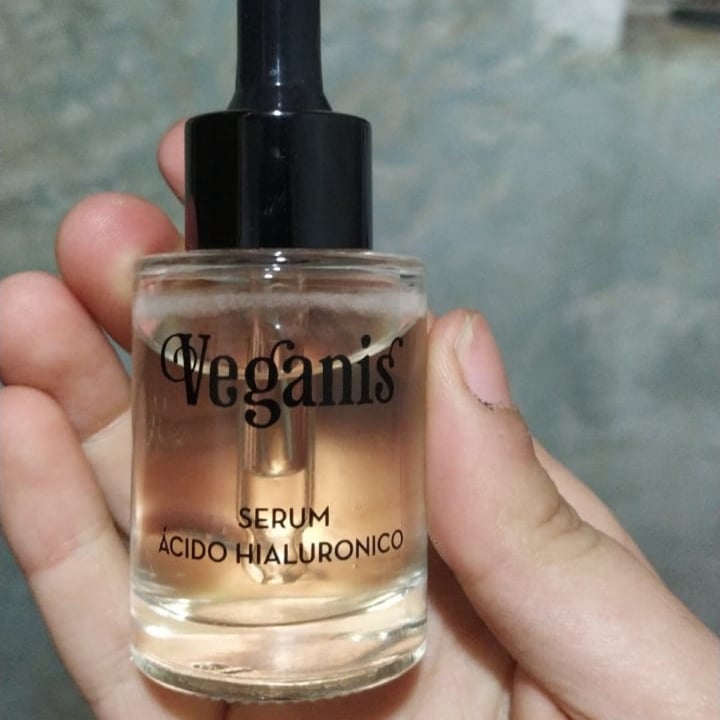 photo of Veganis Serum Facial Ácido Hialuronico shared by @lolimiqueo on  29 Sep 2022 - review