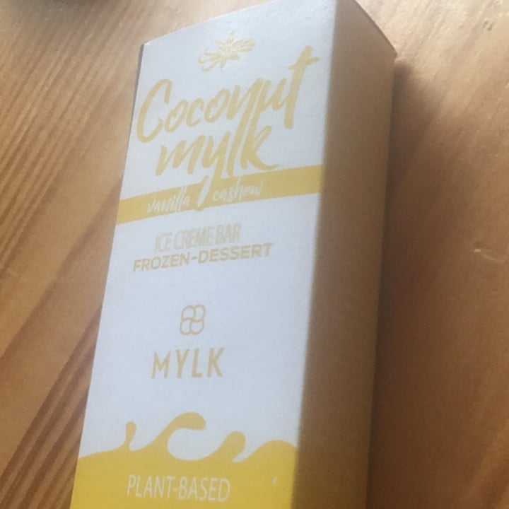photo of Oat Mylk Coconut Mylk Vanilla Cashew Ice Creme Bar shared by @rohan on  30 Sep 2021 - review