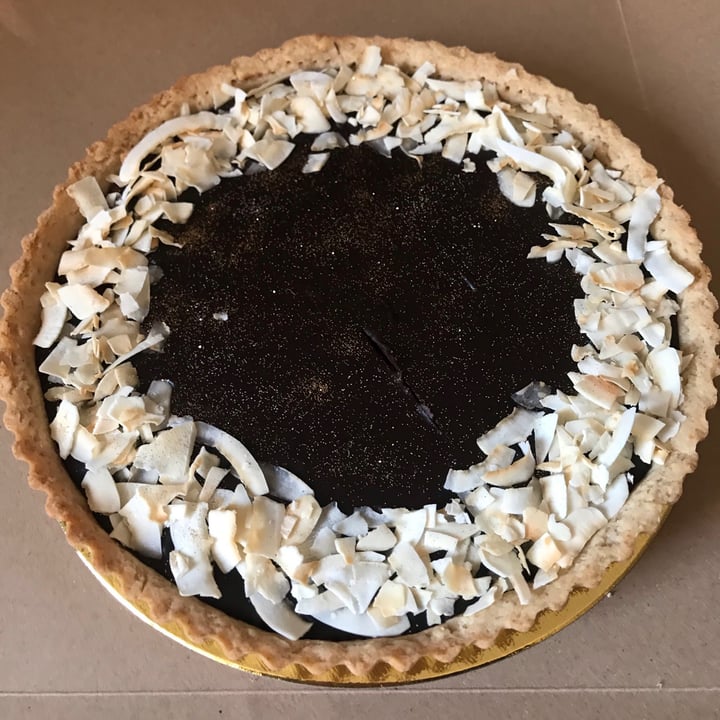 review photo of Almaveggiepasteleria Tarta de chocolate y coco shared by @davidxvx on 23 Jun 2020 - review