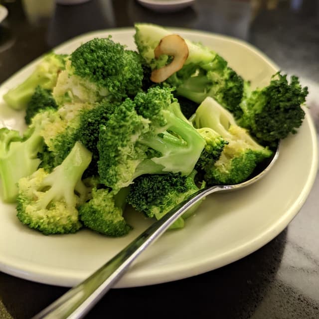 Photo of the dish “broccoli with garlic”