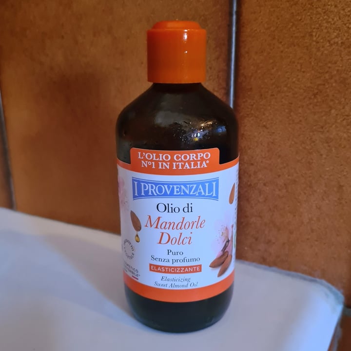 review photo of I Provenzali Olio di Mandorle Dolci shared by @lucia0684 on 10 Apr 2022 - review
