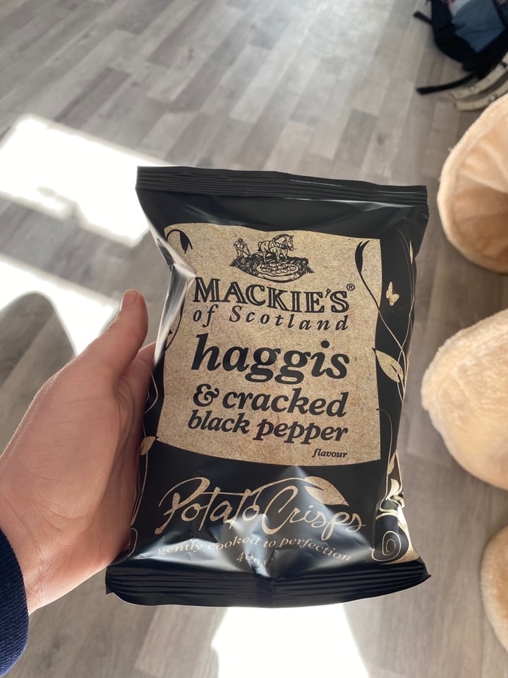 photo of Mackie's of Scotland Haggis And Cracked Black Pepper Crisps shared by @robsm95 on  23 Mar 2020 - review