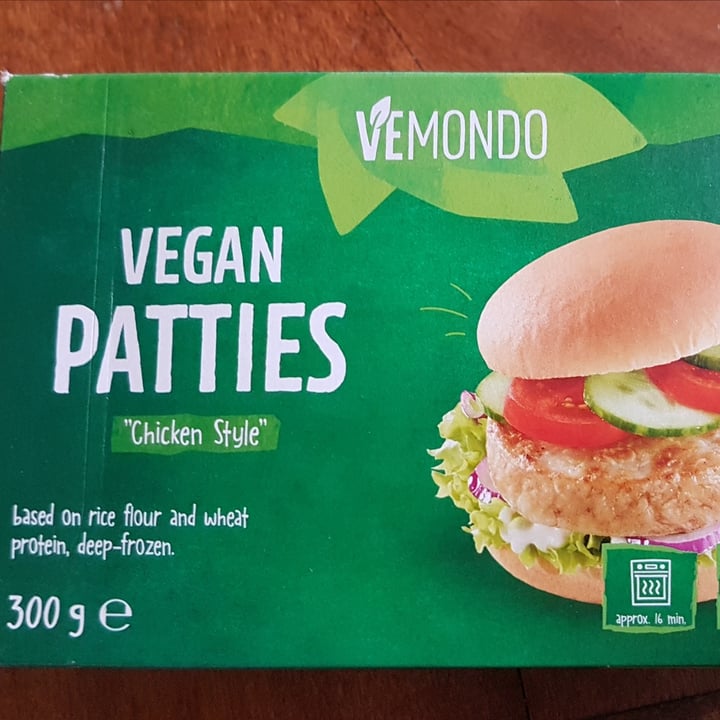 photo of Vemondo Vegan Patties Chicken Style shared by @loredanaformicola67 on  22 Apr 2022 - review