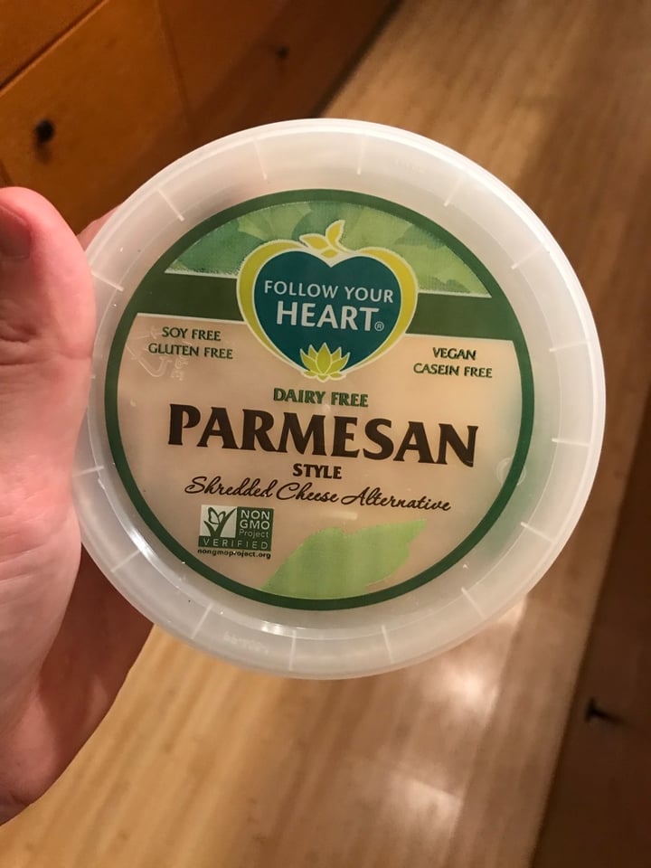 photo of Follow your Heart Dairy-Free Parmesan Shredded shared by @curvycarbivore on  06 Mar 2020 - review