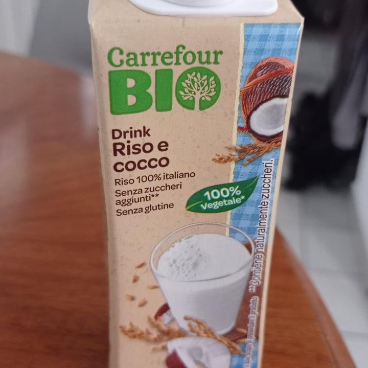 photo of Carrefour Bio Drink riso e cocco shared by @elenaaio on  11 Sep 2022 - review