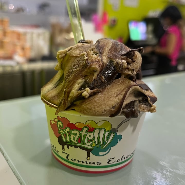 photo of Heladería Fratelly Nutella Vegan Ice Cream shared by @laysvinagreta on  28 Jul 2022 - review