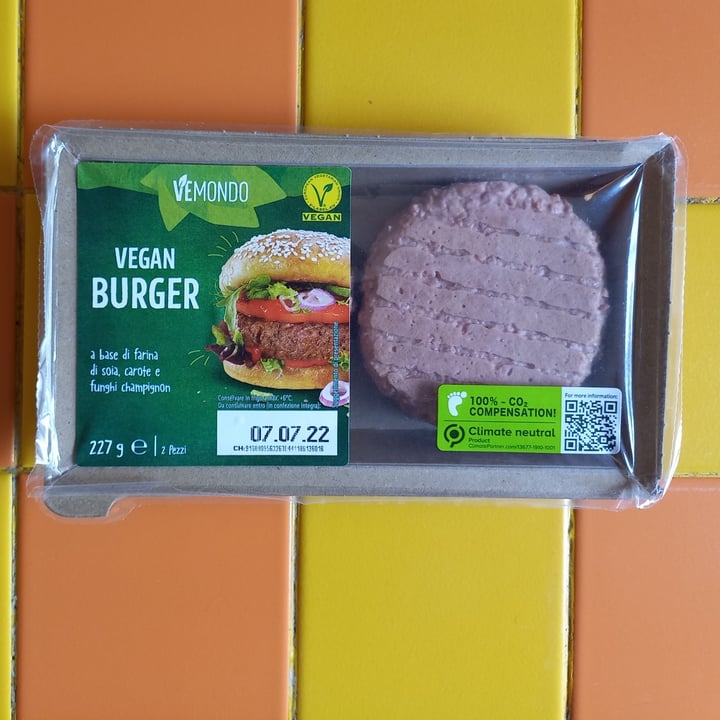 photo of Vemondo  vegan buger shared by @angeleka on  06 Jul 2022 - review