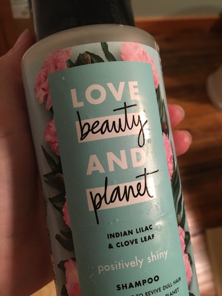 photo of Love Beauty and Planet Indian lilac and Clove leaf positively shiny shampoo shared by @katiewink on  01 Oct 2019 - review