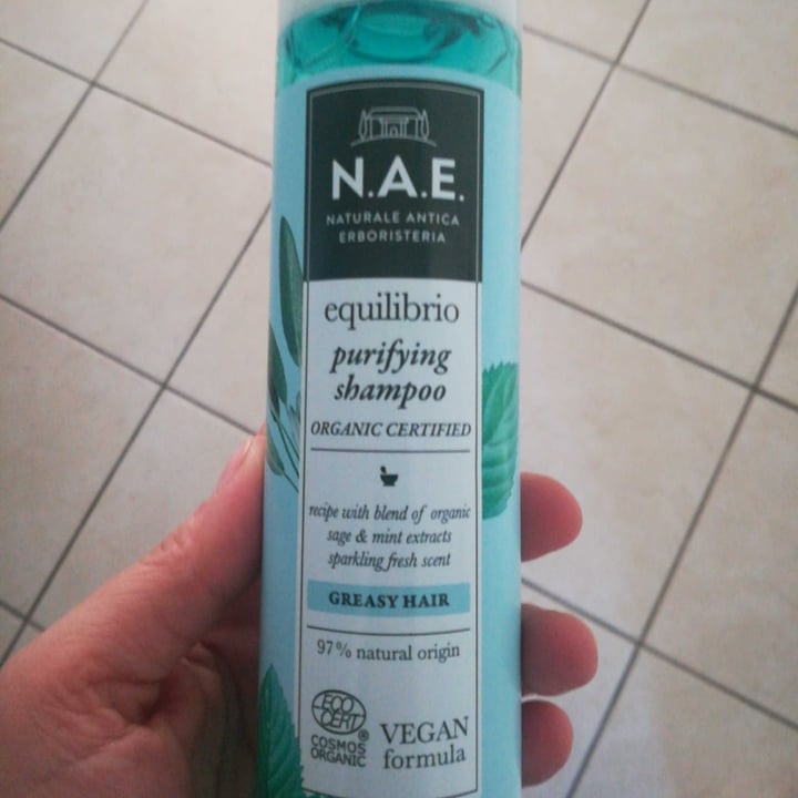 photo of N.A.E. Naturale Antica Erboristeria Equilibrio - purifying shampoo shared by @lauranapoli1620 on  27 Oct 2021 - review