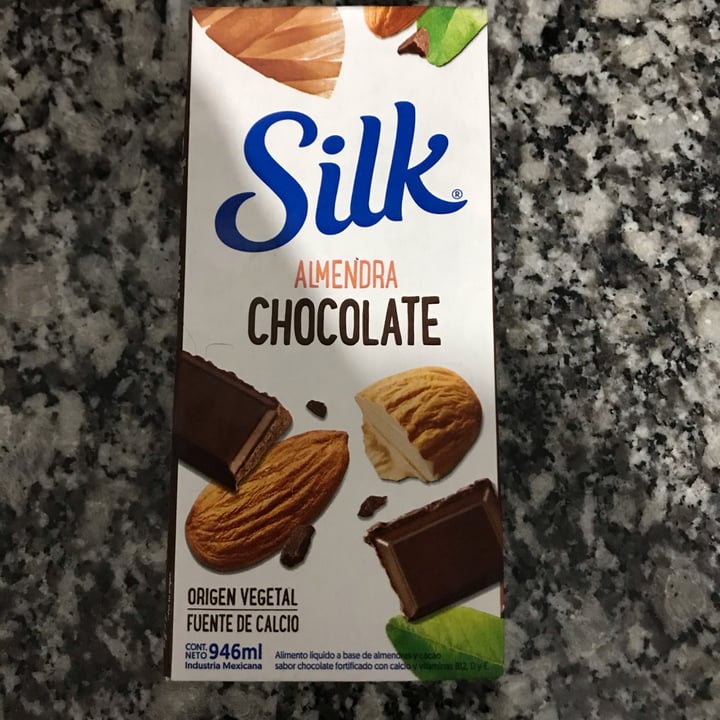review photo of Silk Bebida de Almendra sabor Chocolate shared by @juanalopez on 05 Mar 2022 - review