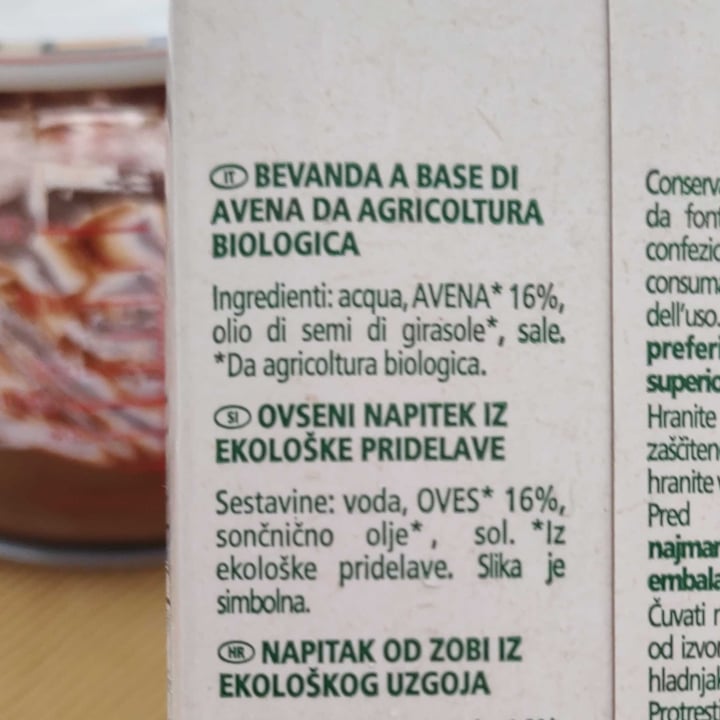 photo of Amo Essere Biologico Fior Di Natura bevanda di avena shared by @giulyr98 on  13 Sep 2022 - review