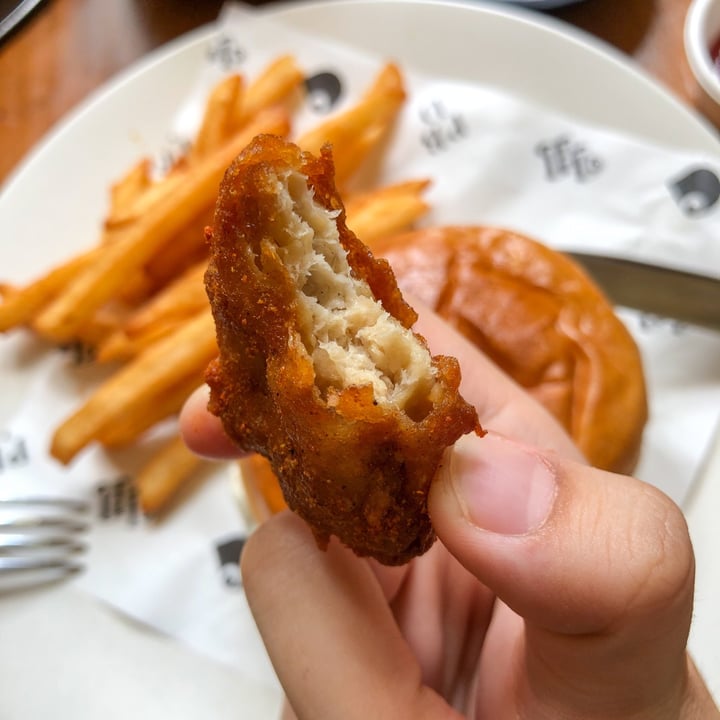 photo of Love Handle  Spiced Nuggets with BBQ Sauce shared by @m1tch9i on  20 Sep 2022 - review