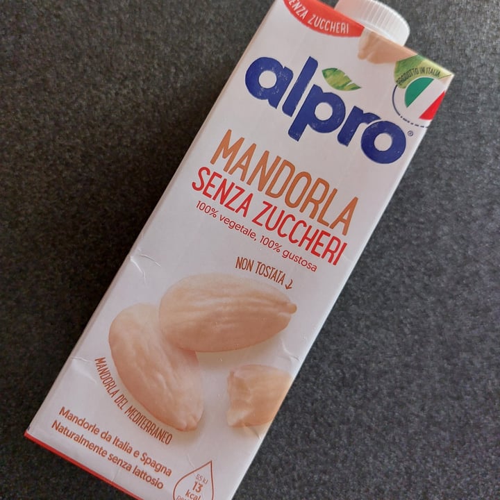 review photo of Alpro latte di mandorla senza zuccheri shared by @mariaq on 25 Jun 2022 - review
