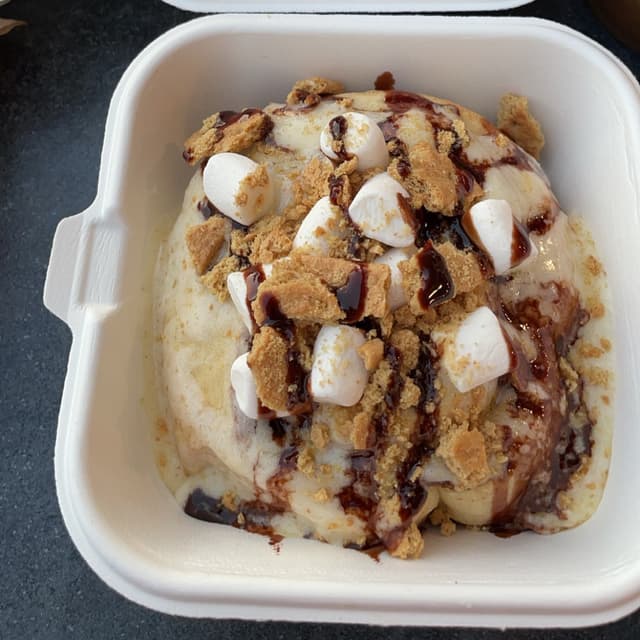 Cinnaholic
