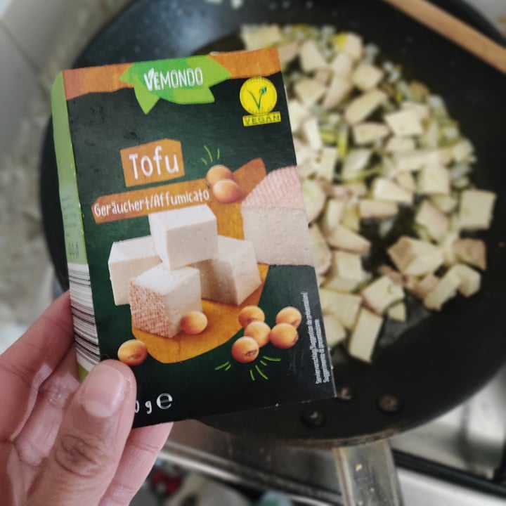 review photo of Vemondo Tofu affumicato shared by @yasminmosa on 11 Jan 2022 - review