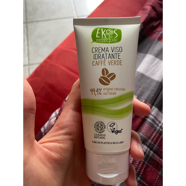 photo of Ekos personal care Crema viso idratante Caffe Verde shared by @maramannarelli on  25 Apr 2022 - review