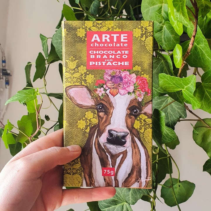 photo of Arte Chocolate Chocolate Branco Com Pistache shared by @dudalmeida on  24 Nov 2021 - review