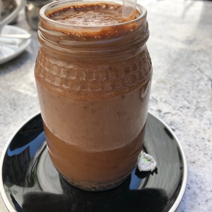 photo of Big Dog Café - Kloof Street Coffee and Chocolate Shake shared by @danielholistic on  19 Nov 2020 - review