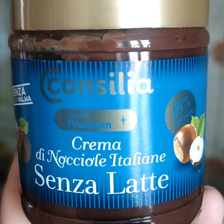 photo of Consilia Crema di nocciole senza latte shared by @lunalullabyjam on  03 Aug 2022 - review