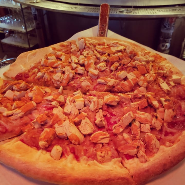 photo of Pizza Plant Italian Pub - Canalside Buffalo Chicken Pizza shared by @sargentmags1 on  05 Dec 2019 - review