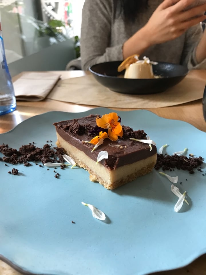 photo of Veganapati - Vegan Restaurant White chocolate balboa shared by @joaoalmeida on  05 Feb 2020 - review