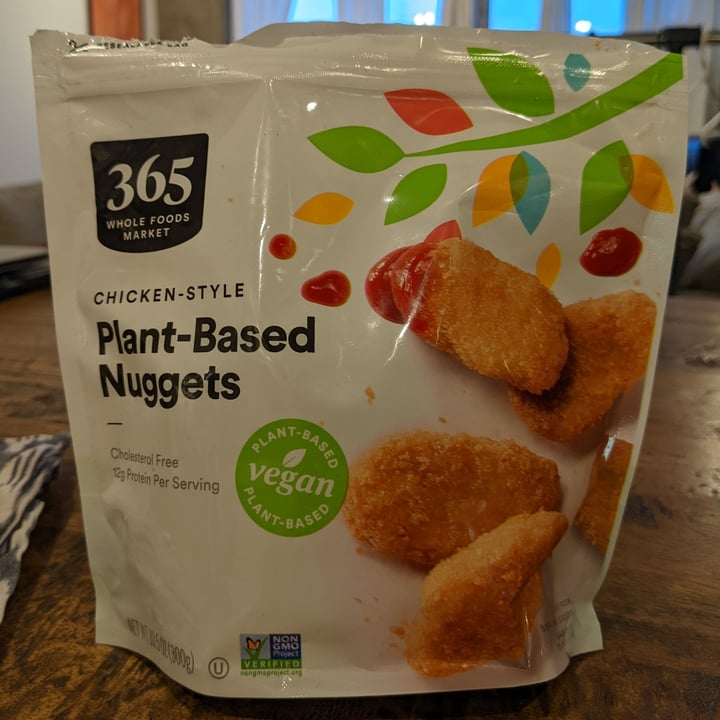 review photo of 365 Whole Foods Market Plant-Based Nuggets shared by @animaloveveg on 22 May 2022 - review