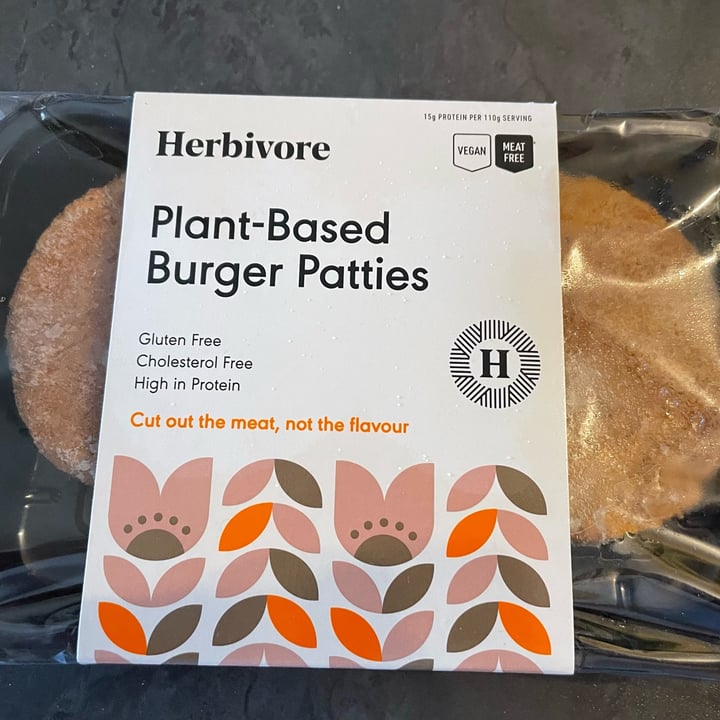 photo of Herbivore Plant-Based Burger Patties shared by @eugenevdw89 on  26 Apr 2022 - review