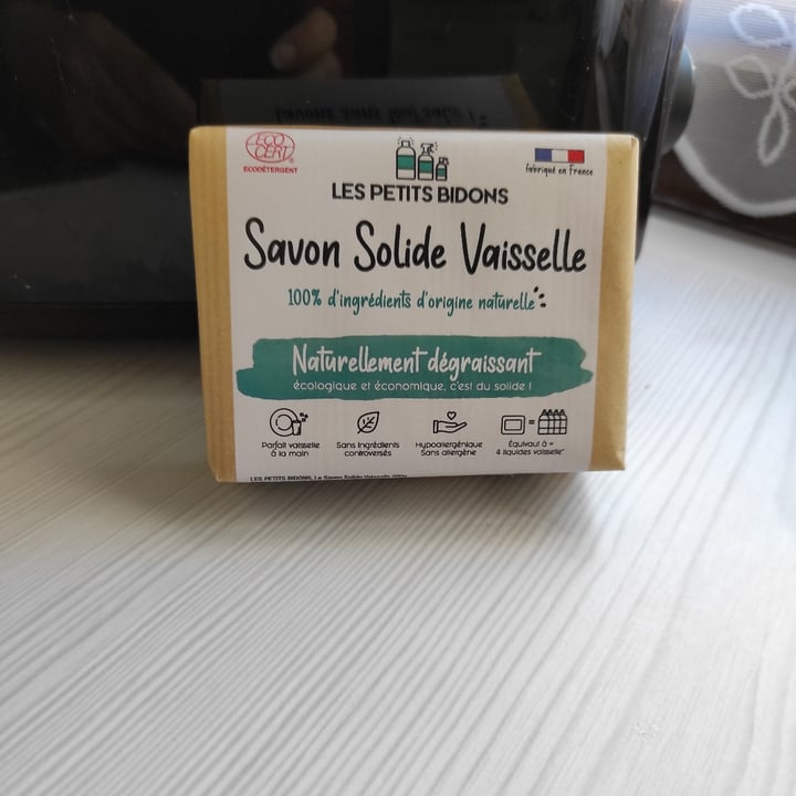 review photo of les petits bidons savon solide vaisselle shared by @lamiafamigliaveg on 17 Sep 2022 - review