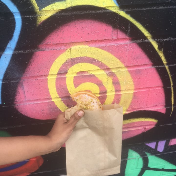 photo of Bloomer's Rose Pistachio Donut shared by @sara18 on  08 Jul 2020 - review
