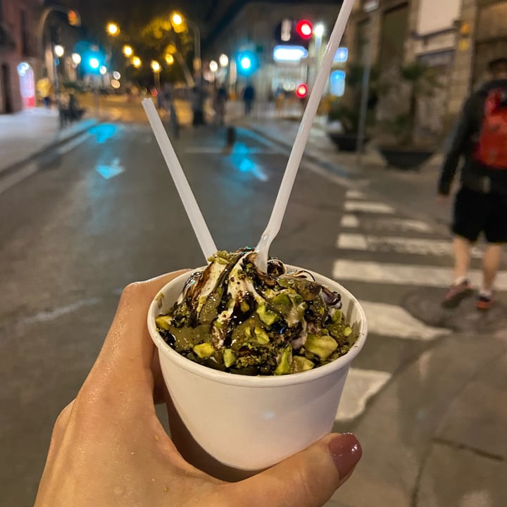 photo of The Cream Bcn Pistachio cream shared by @daniellepereira03 on  08 Dec 2022 - review