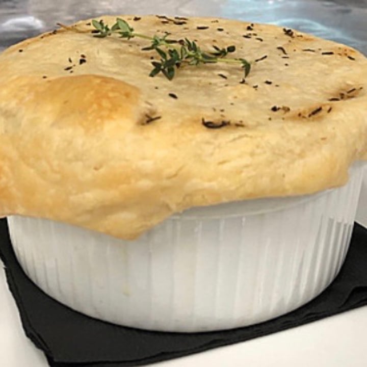 photo of P.S. Kitchen “Chicken” pot pie shared by @juules on  19 Jul 2021 - review