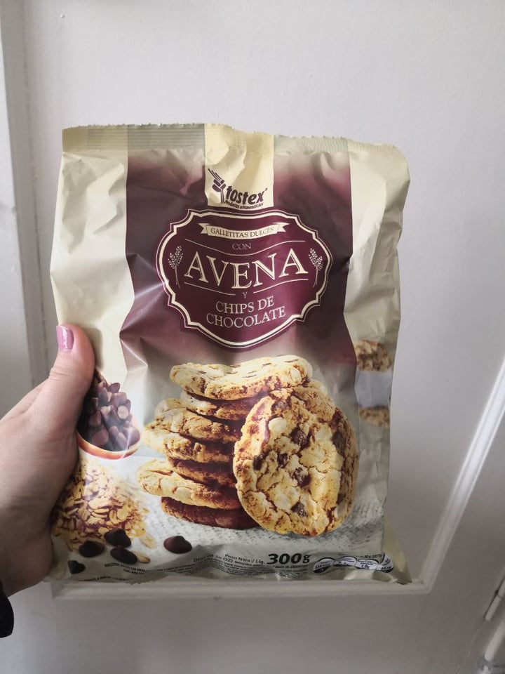 photo of Tostex Galletitas Dulces Con Avena Y Chips De Chocolate shared by @imperfectavegana on  26 Nov 2019 - review