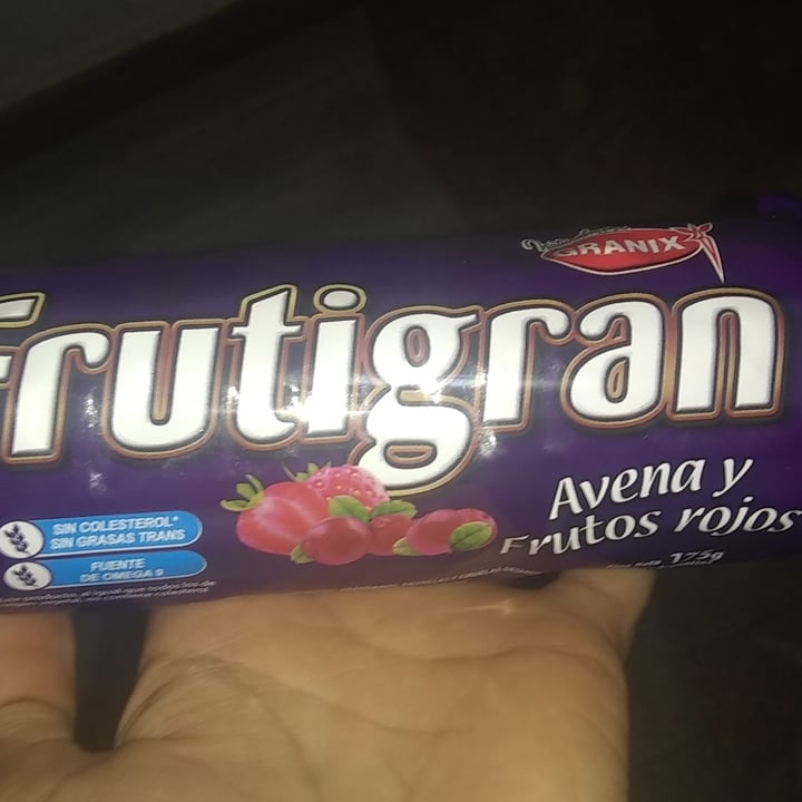 photo of Granix Frutigran Avena y Frutos Rojos shared by @peluvegan1312 on  15 May 2022 - review