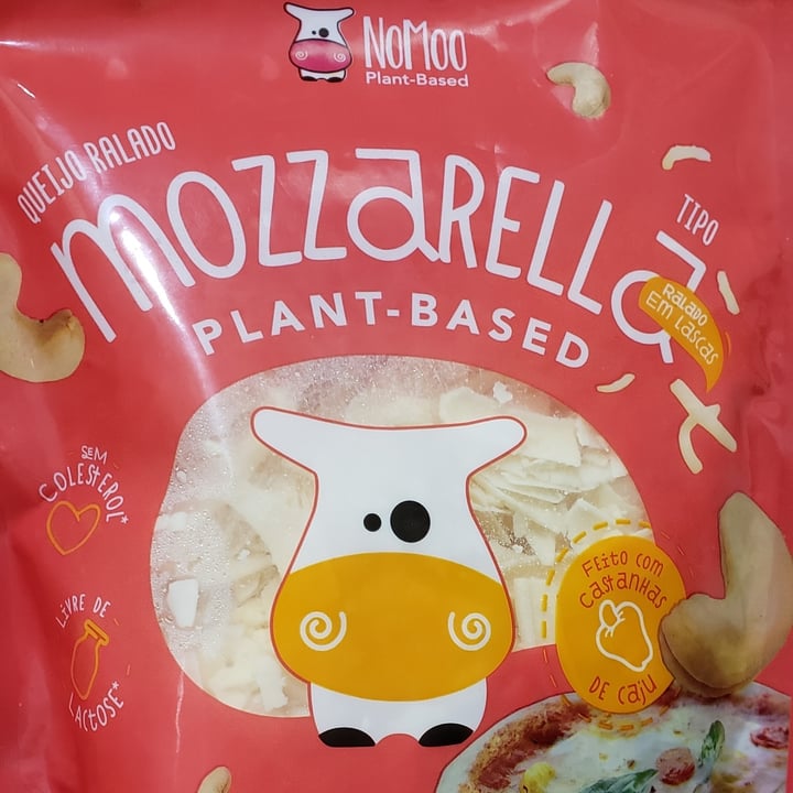 photo of NOMOO Plant-Based Brasil Queijo mozzarella shared by @valeriahs on  06 Aug 2022 - review