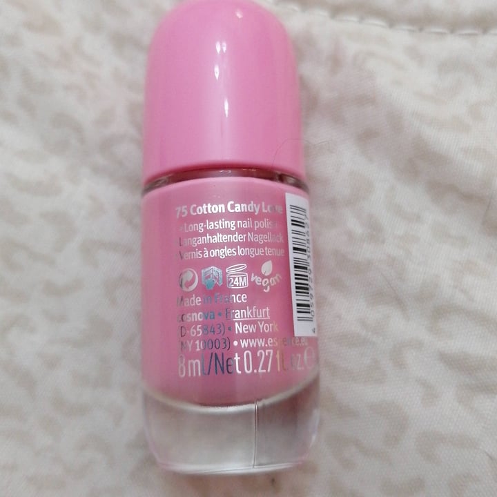 review photo of Essence Shine Last & Go! Gel Nail Polish shared by @desyc on 08 Oct 2021 - review