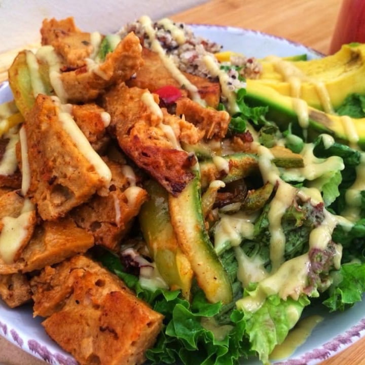 photo of Peas Vegan & Raw Food Buddha Bowl shared by @loveg on  01 Jul 2021 - review