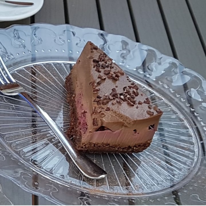 review photo of Veganima Raw-cake cioccolato e lamponi shared by @vegpatti on 05 Apr 2022 - review