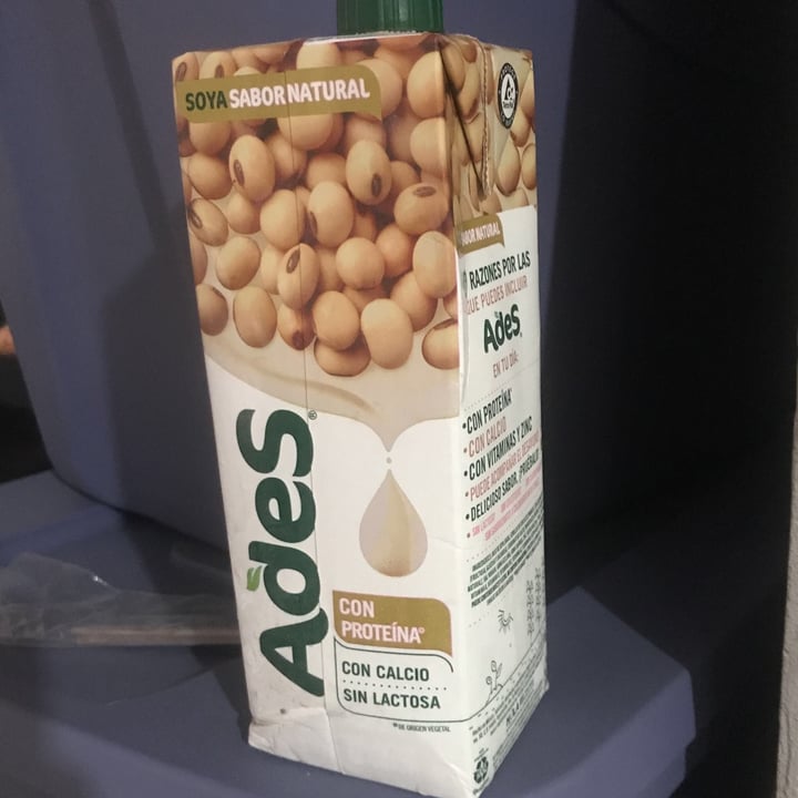 photo of Ades Alimento líquido de soya sabor natural shared by @mariana15 on  08 Aug 2021 - review