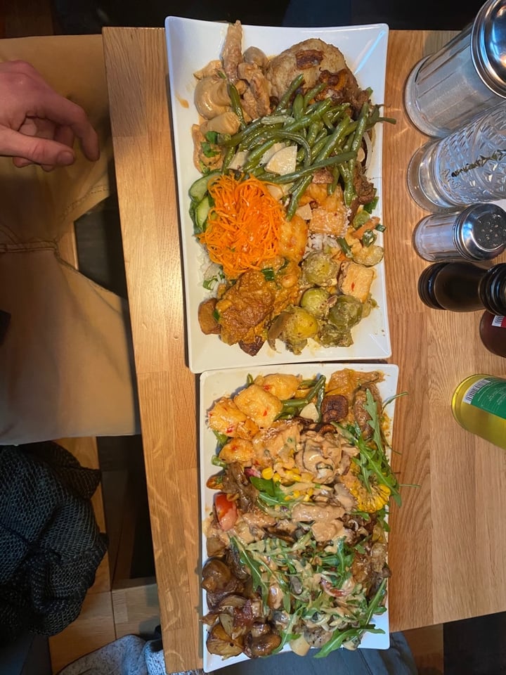 photo of Sattgrün Köln Buffet / Large Plate shared by @audrey4animals on  05 Apr 2020 - review