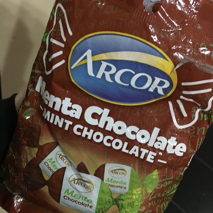 photo of Arcor Caramelo Menta Chocolate shared by @candejulieta on  21 Aug 2021 - review