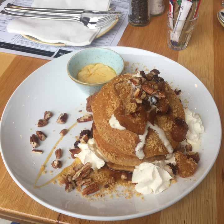 review photo of Kaylee's Eatery Apple Pie Pancake shared by @melanie1512 on 05 Dec 2021 - review