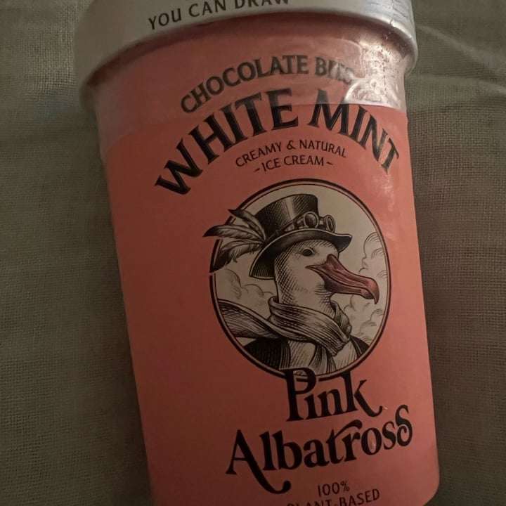 photo of Pink Albatross Chocolate bits & White Mint shared by @albaflowers on  21 Jun 2022 - review
