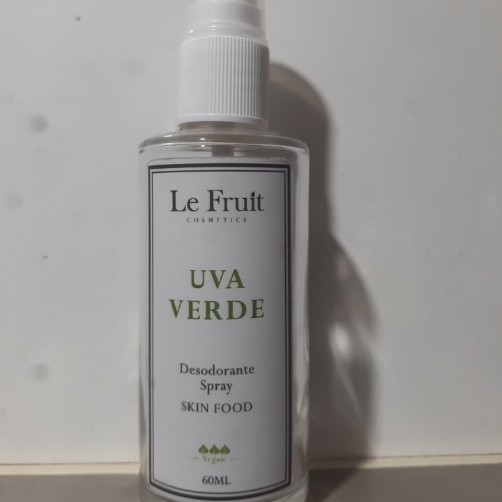 photo of Le fruit Cosmetics Desodorante Spray Uva Verde shared by @mirellaandrighetto on  22 May 2022 - review