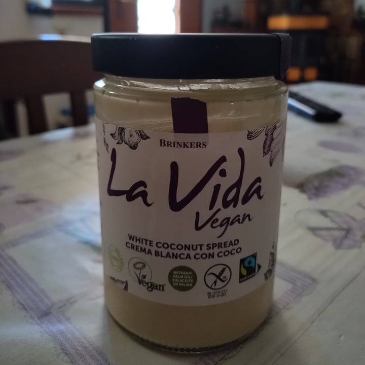 photo of La Vida Vegan White Coconut Spread | Crema Blanca Con Coco shared by @frapol310 on  18 Jun 2022 - review