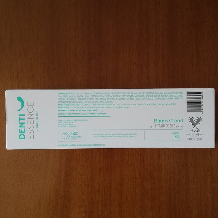 photo of Denti Essence Crema dental shared by @rasvegan on  11 Apr 2021 - review