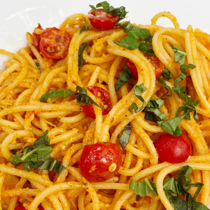 review photo of gratitude cafe Spaghetti Tossed In red Sauce shared by @tanishasangha on 04 Dec 2020 - review