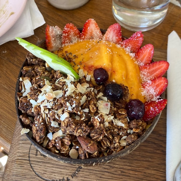 photo of Nourish'd Café & Juicery Magic Mangito Smoothie Bowl shared by @pollyberlin on  03 Apr 2022 - review